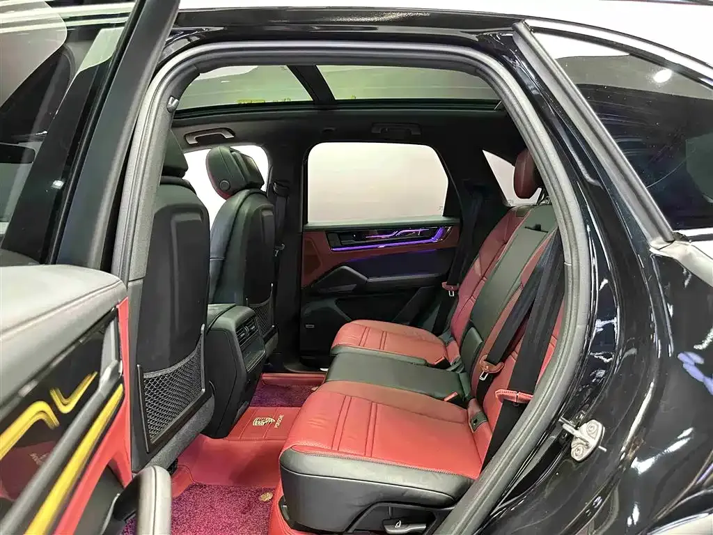 Porsche Cayenne 2024 из CN, фото 7