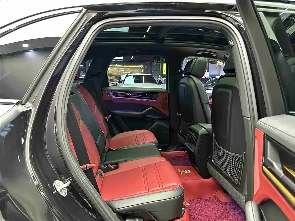 Porsche Cayenne 2024 из CN, фото 8