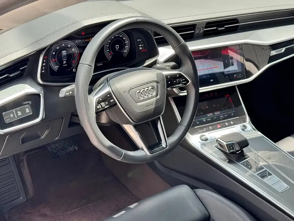 Audi A7 2023 из CN, фото 5