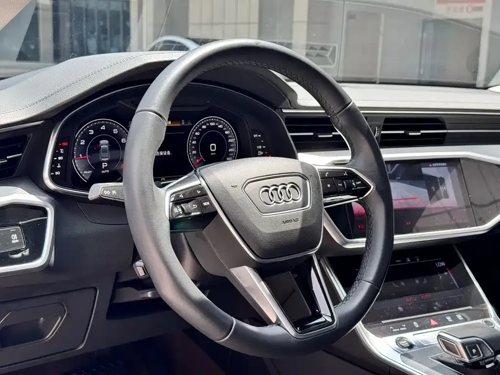 Audi A7 2023 из CN, фото 9
