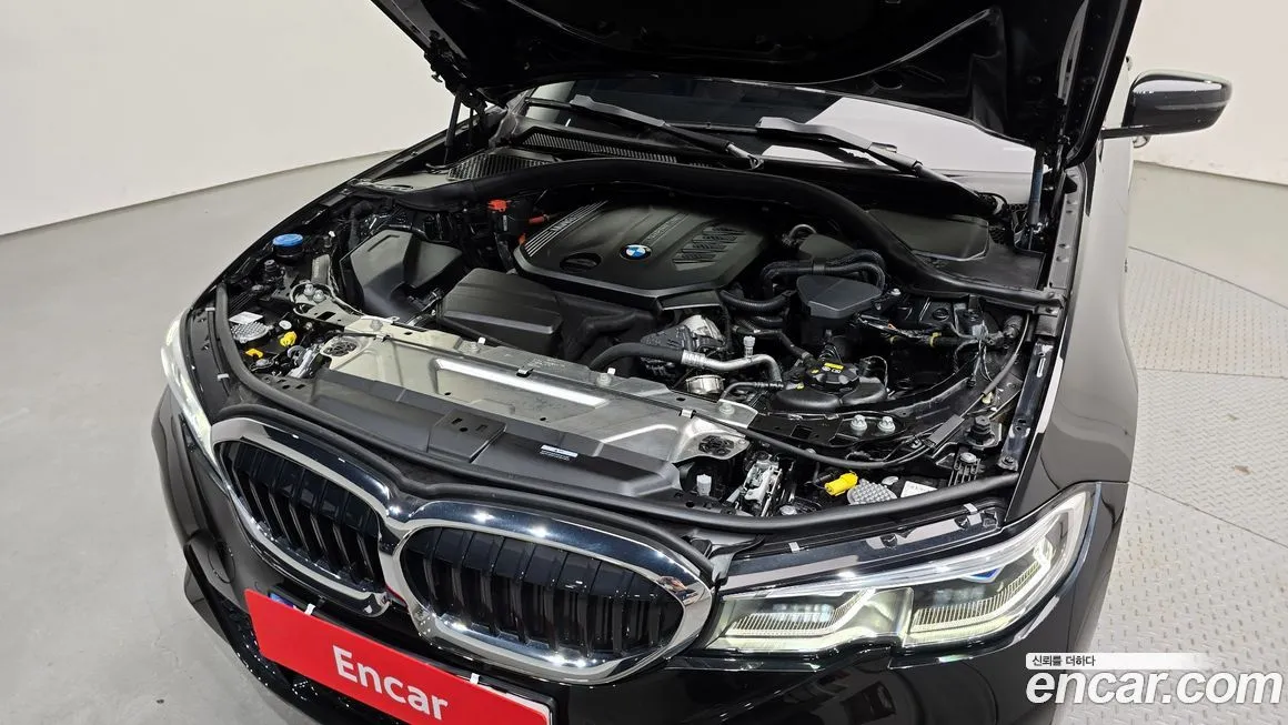 BMW 3-Series 2022 из KR, фото 6