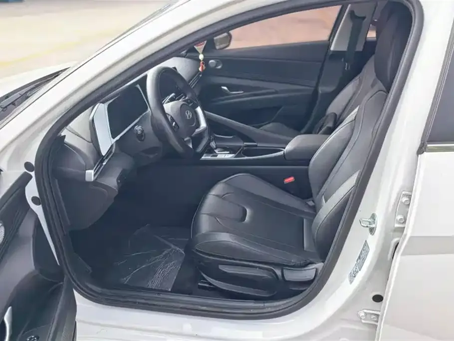 Hyundai Elantra 2024 из CN, фото 7