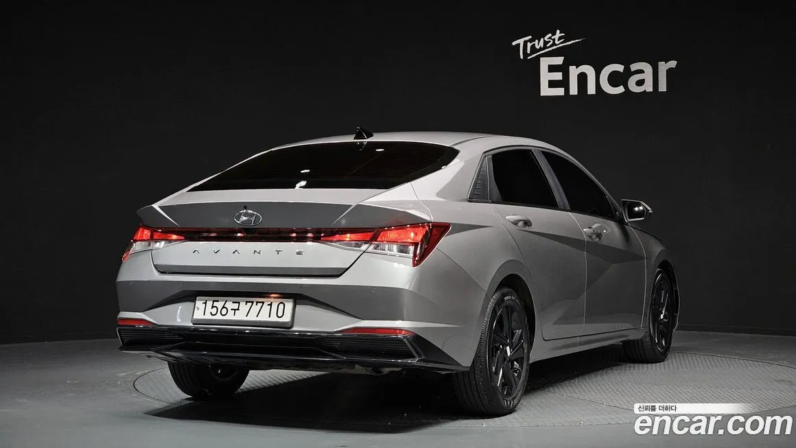 Hyundai AVANTE 2023 из KR, фото 2