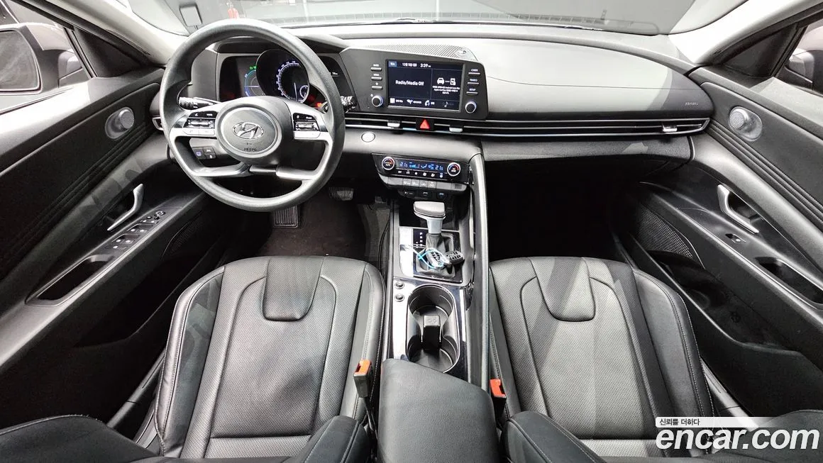 Hyundai AVANTE 2023 из KR, фото 7