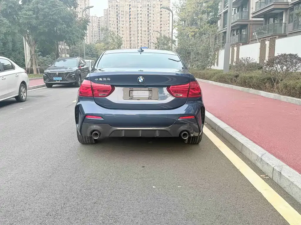 BMW 1 Series 2021 из CN, фото 10