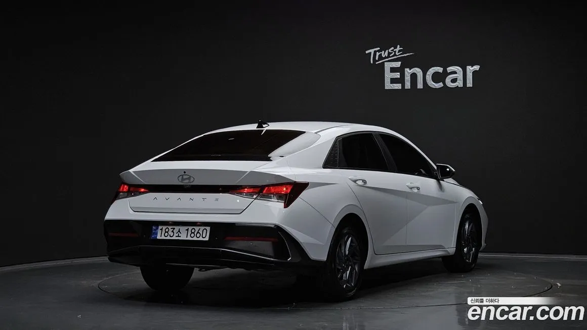Hyundai AVANTE 2024 из KR, фото 2