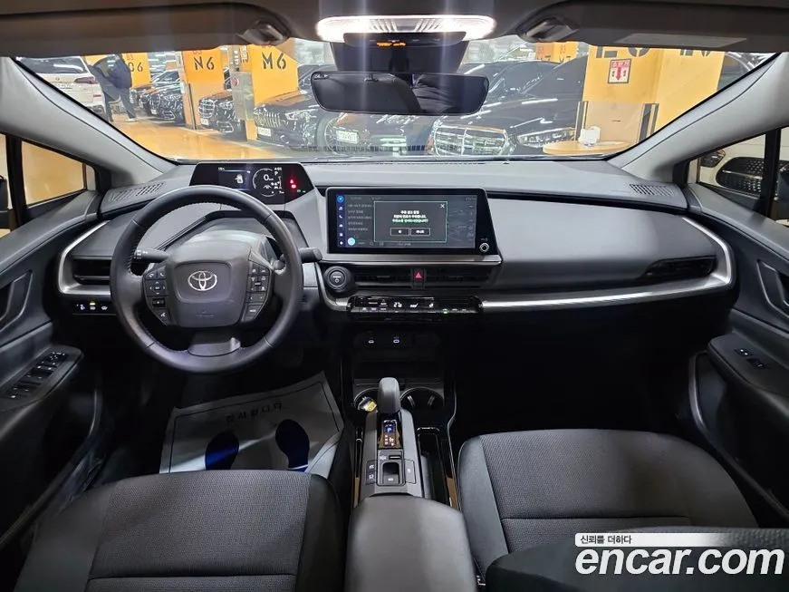 Toyota Prius 2024 из KR, фото 9