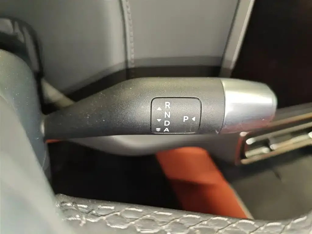 Li Auto L8 2024 из CN, фото 6