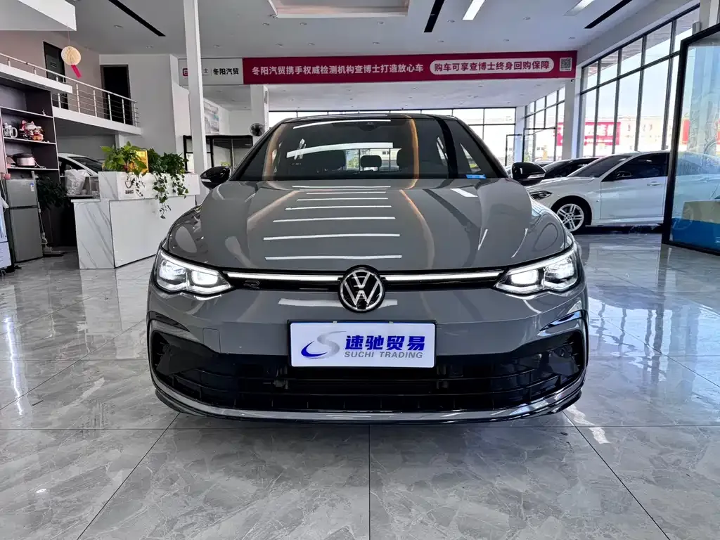Volkswagen Golf 2022 из CN, фото 2