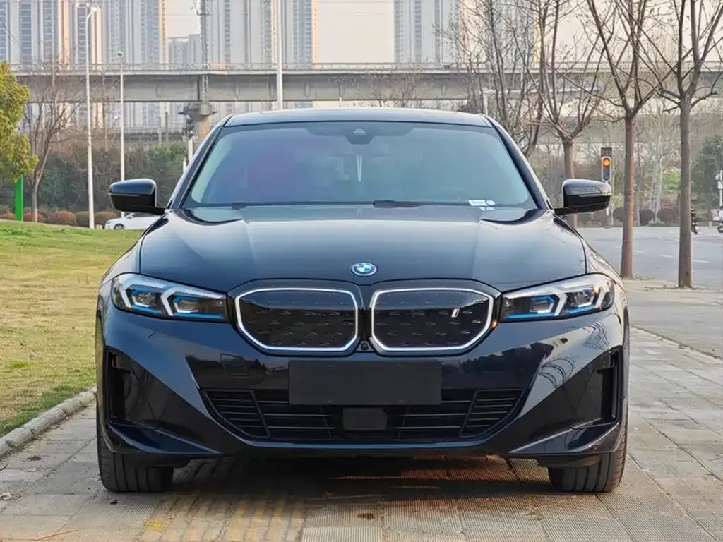 BMW i3 2024 из CN, фото 2