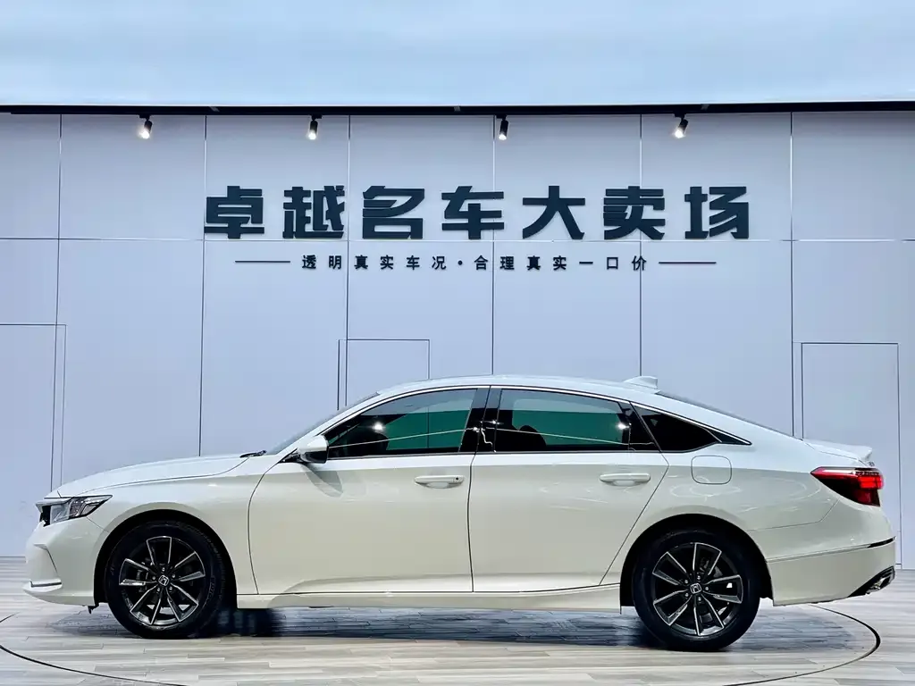 Honda Inspire 2023 из CN, фото 4