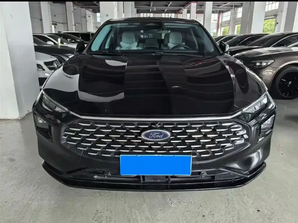 Ford Mondeo 2022 из CN, фото 2