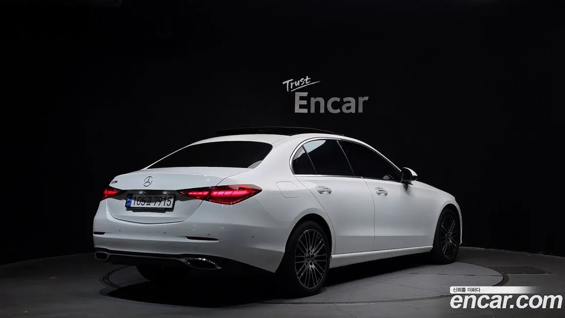 Mercedes-Benz C-Class 2023 из KR, фото 2