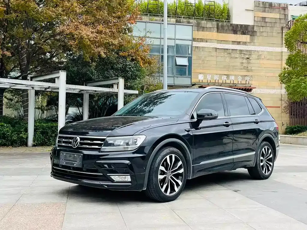 Volkswagen Tiguan L 2021 из CN, фото 1