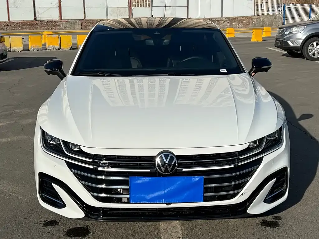 Volkswagen CC 2025 из CN, фото 2
