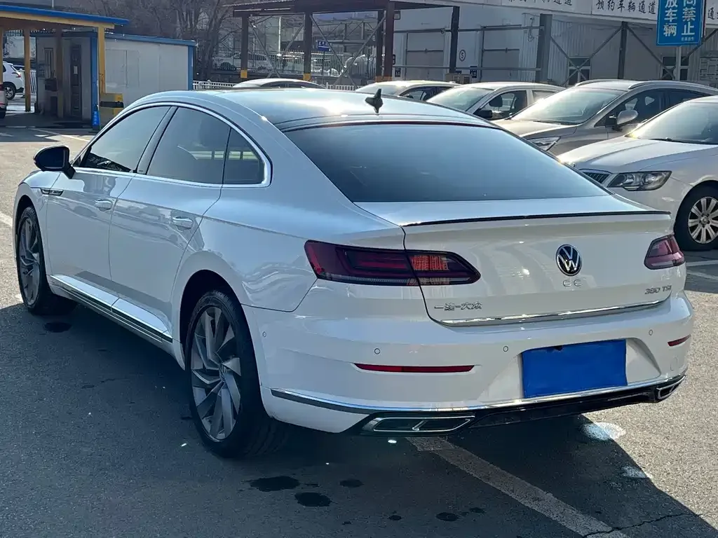 Volkswagen CC 2025 из CN, фото 7