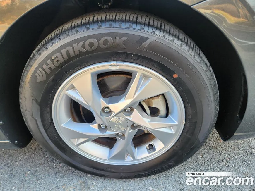 Hyundai AVANTE 2021 из KR, фото 5