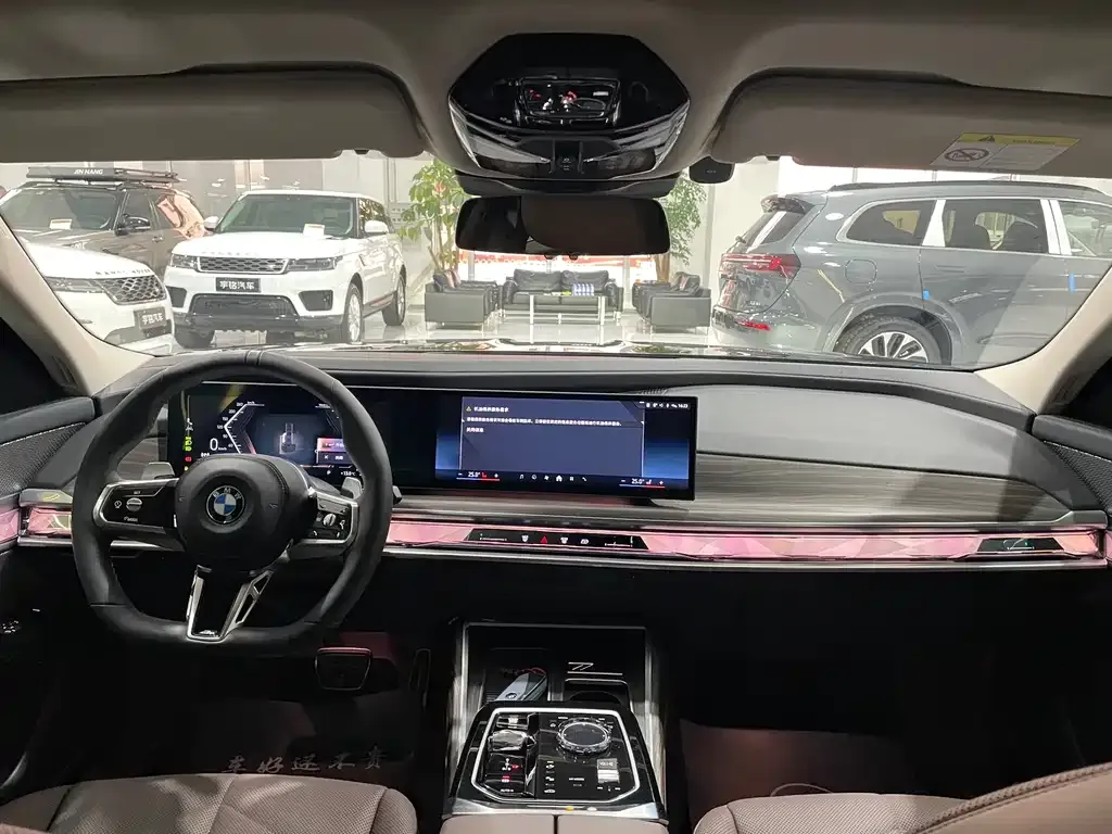 BMW 7 Series 2024 из CN, фото 8