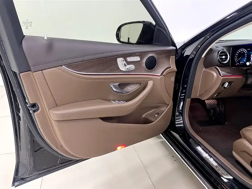 Mercedes-Benz E-Class 2021 из CN, фото 8