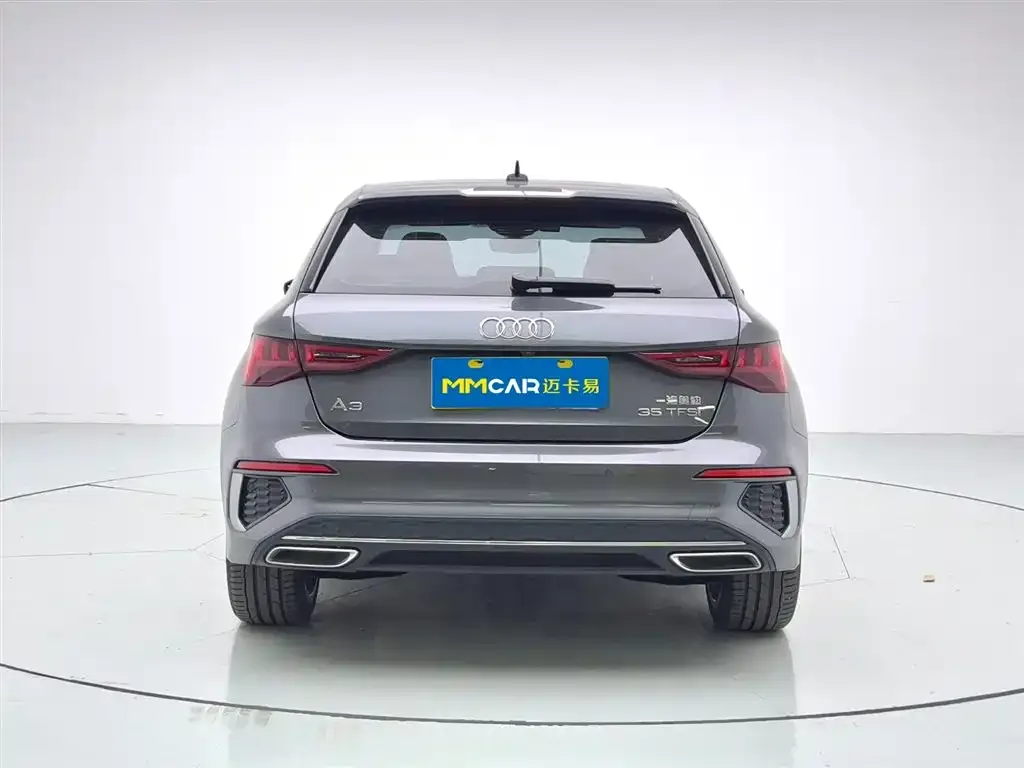 Audi A3 2023 из CN, фото 2