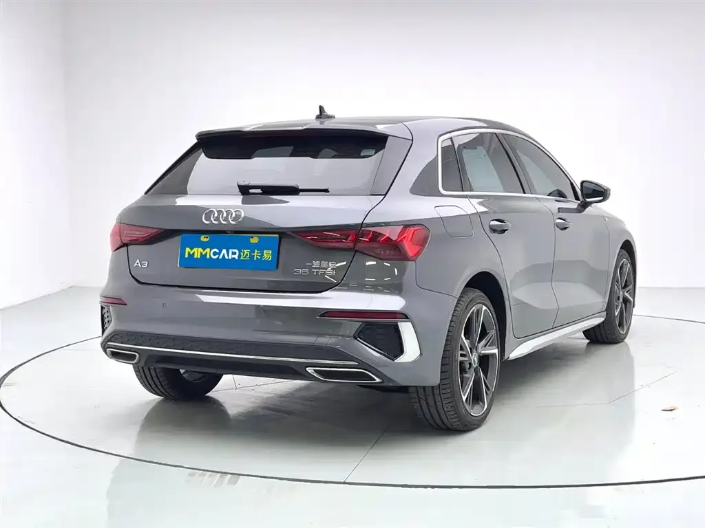 Audi A3 2023 из CN, фото 6