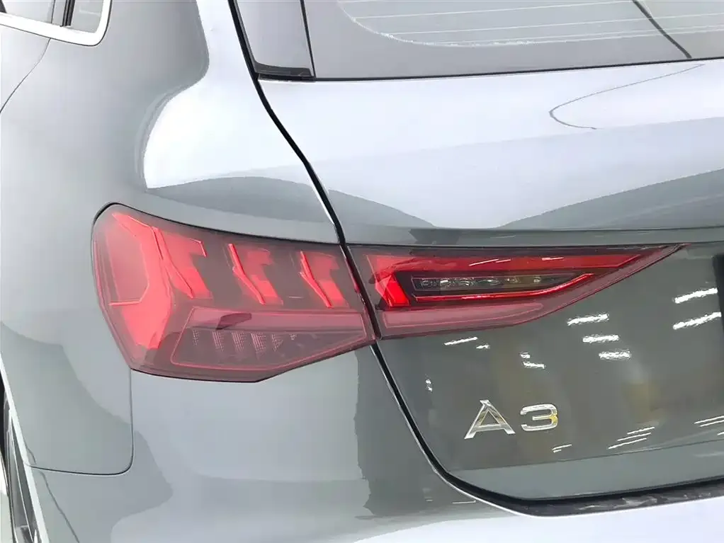 Audi A3 2023 из CN, фото 7