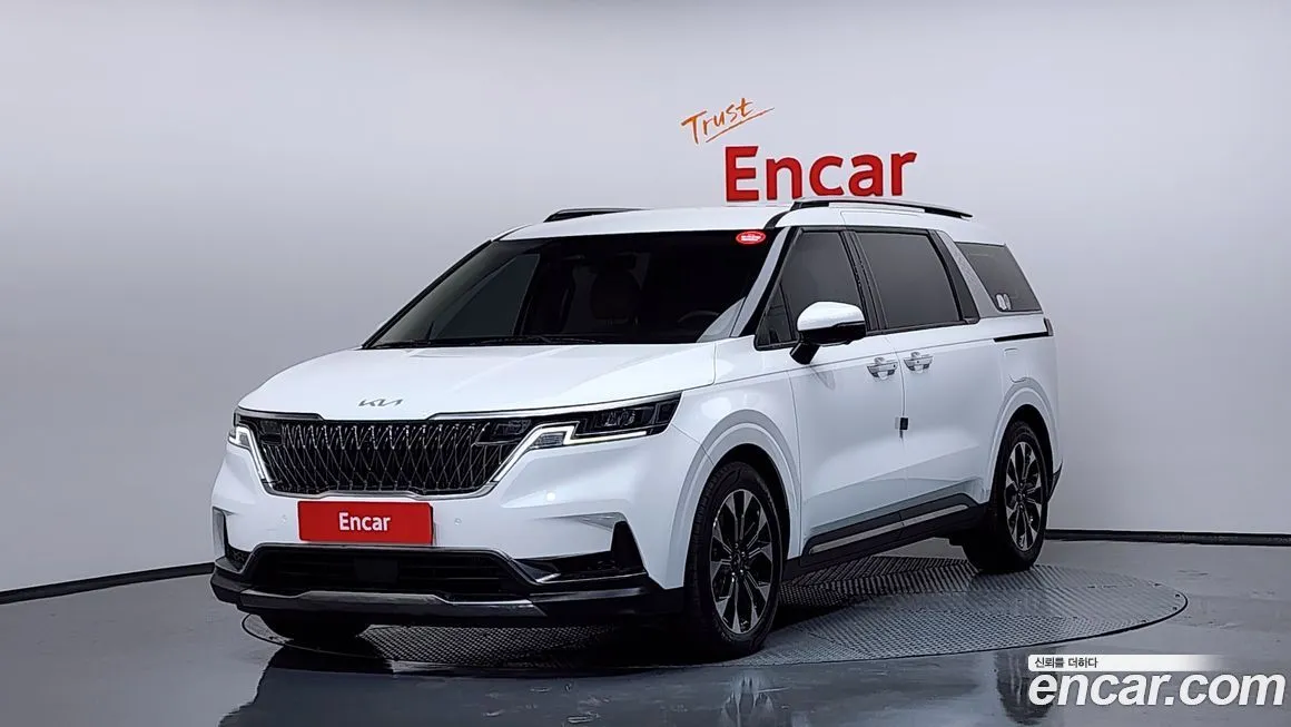 Kia Carnival 2023 из KR, фото 1