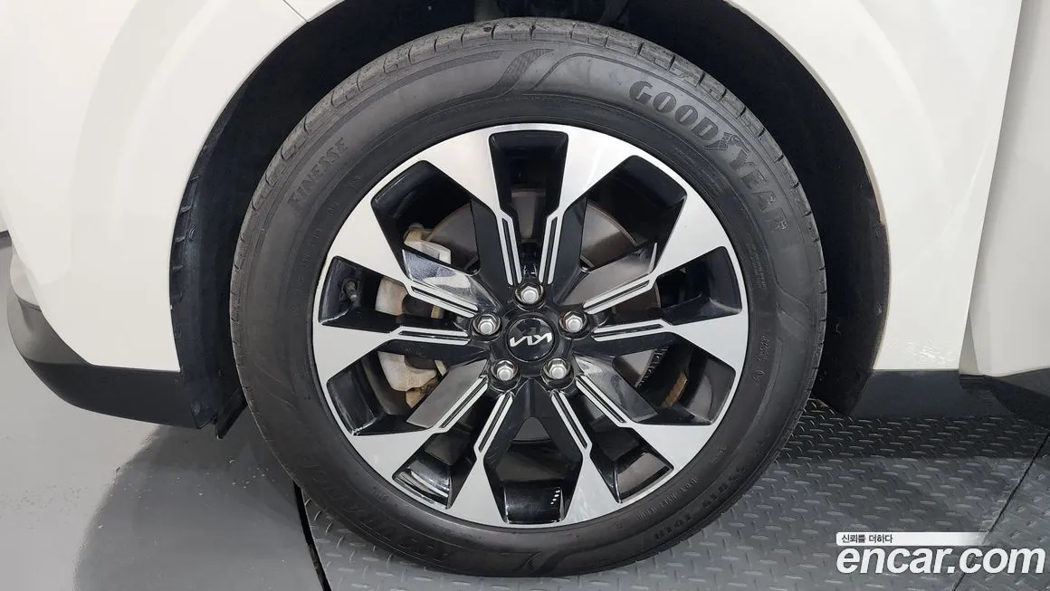 Kia Carnival 2023 из KR, фото 5