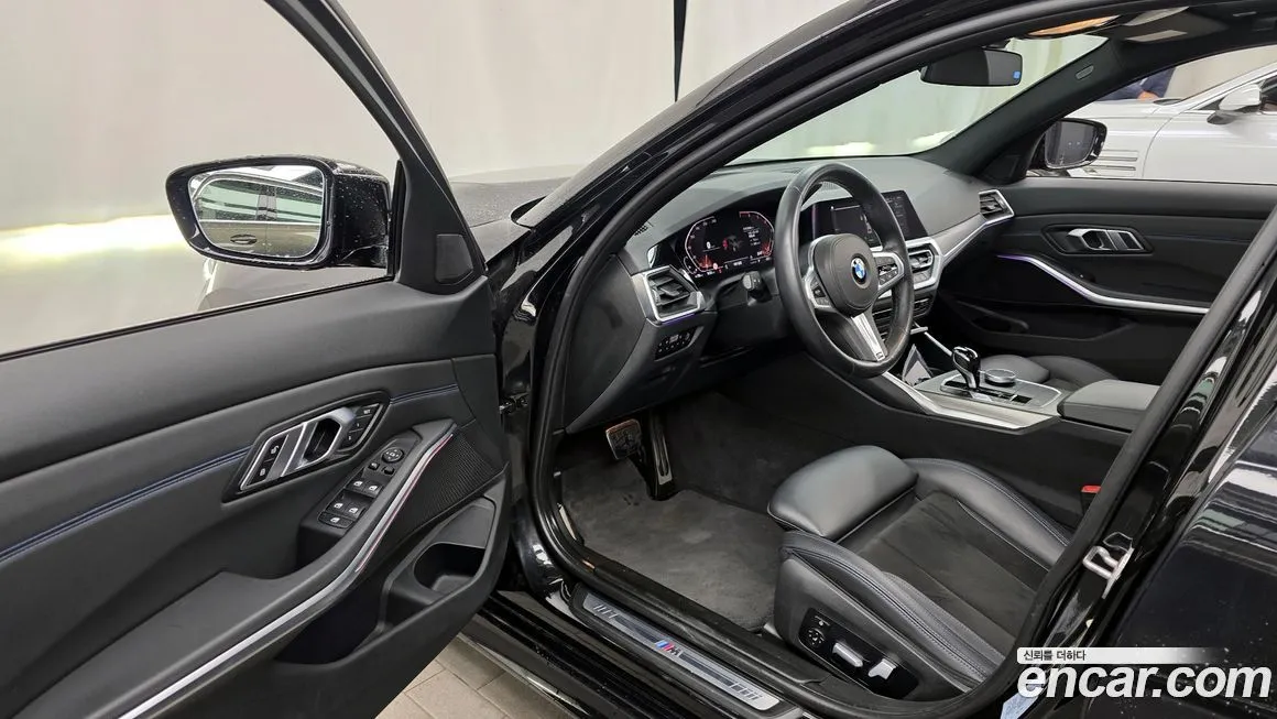 BMW 3-Series 2021 из KR, фото 10