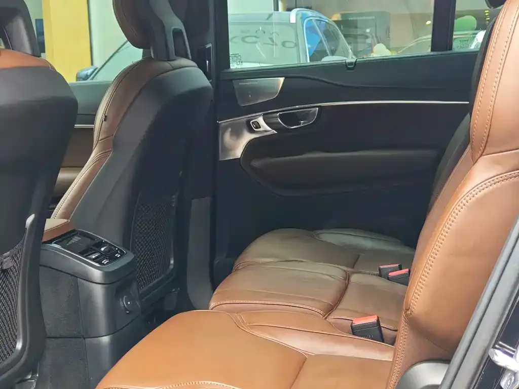 Volvo XC90 PHEV 2021 из CN, фото 5