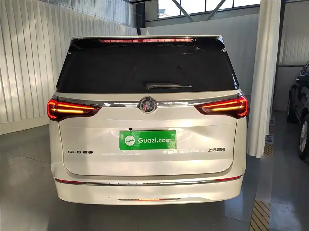 Buick GL8 2024 из CN, фото 6