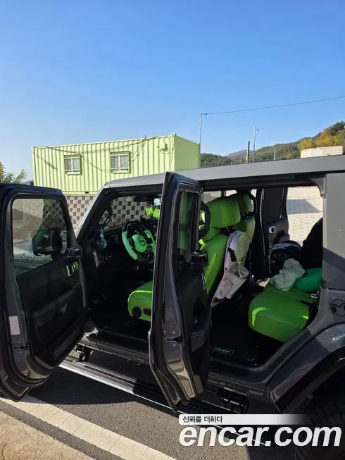 Jeep Wrangler 2021 из KR, фото 10