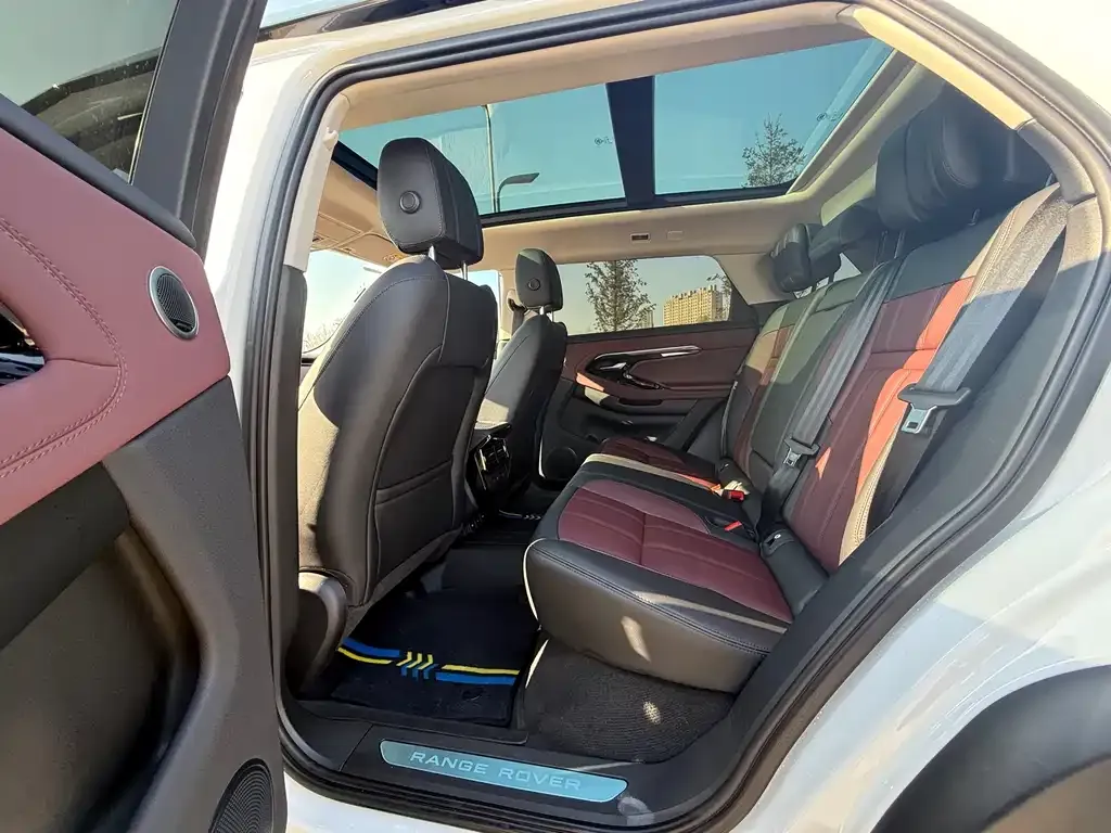 Land Rover Evoque 2023 из CN, фото 5