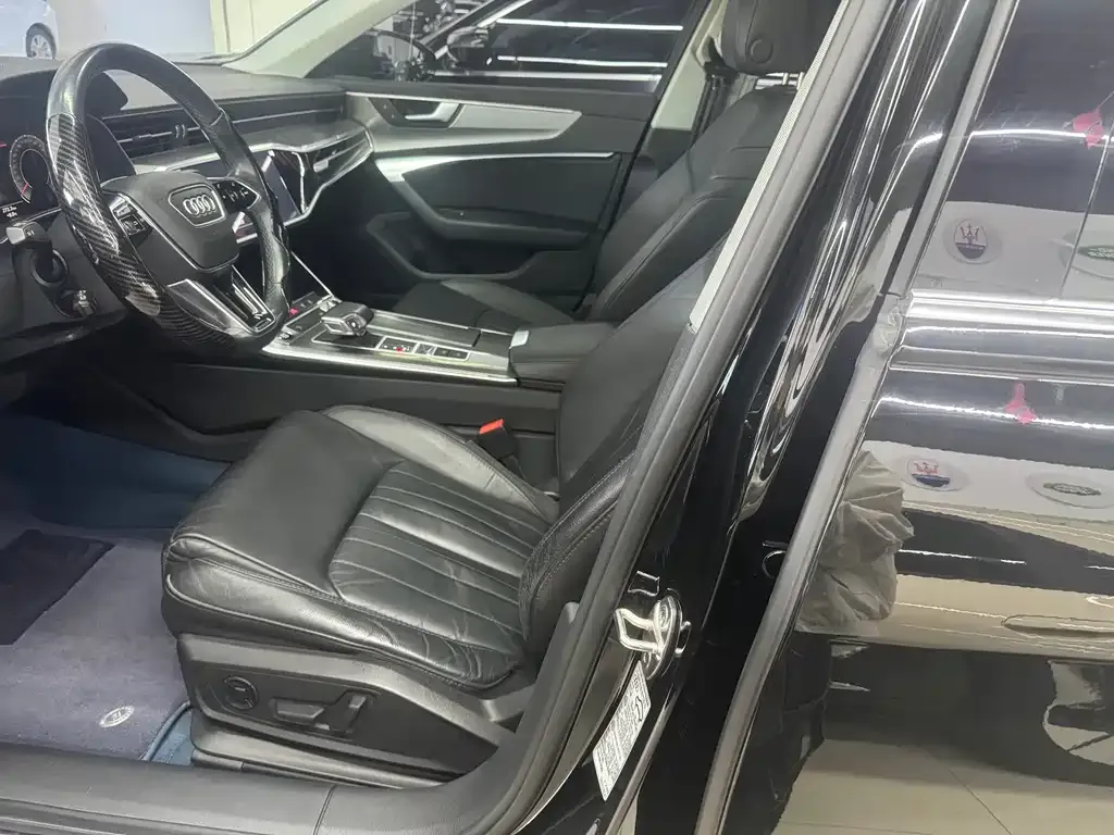 Audi A6L 2022 из CN, фото 4