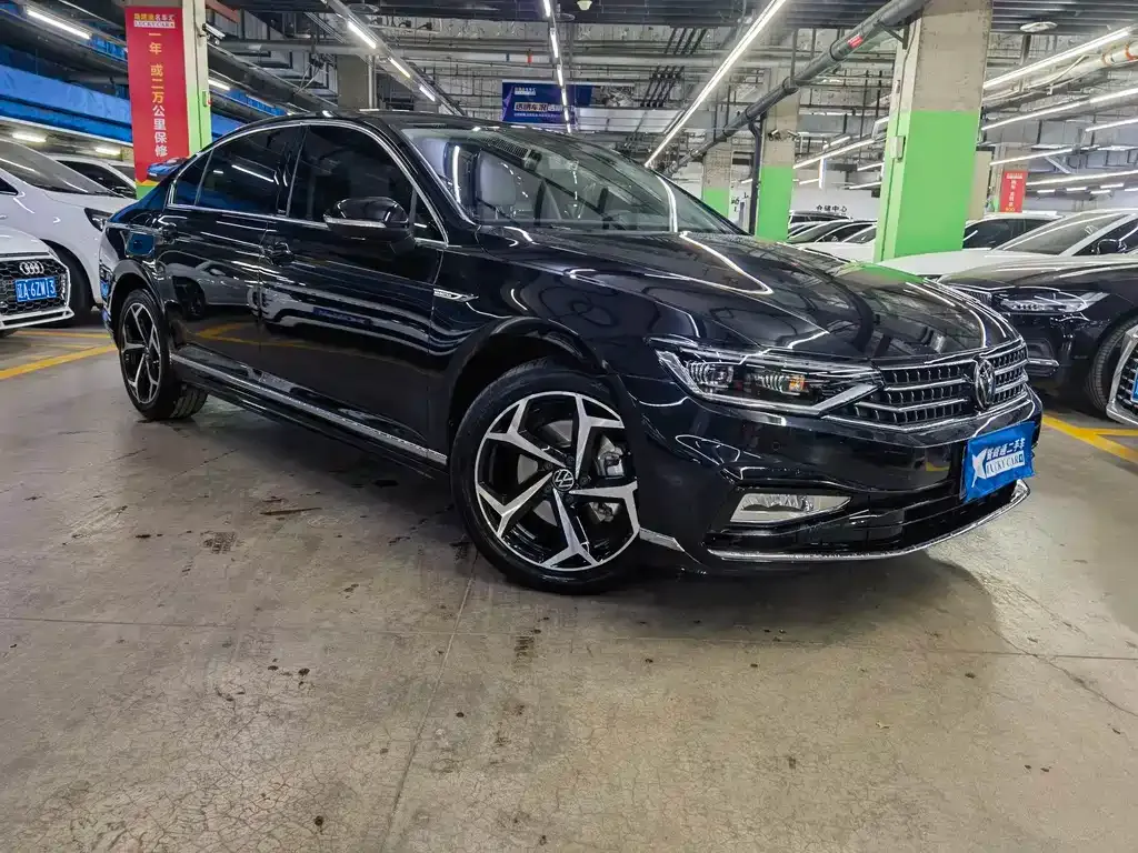 Volkswagen Magotan 2024 из CN, фото 3