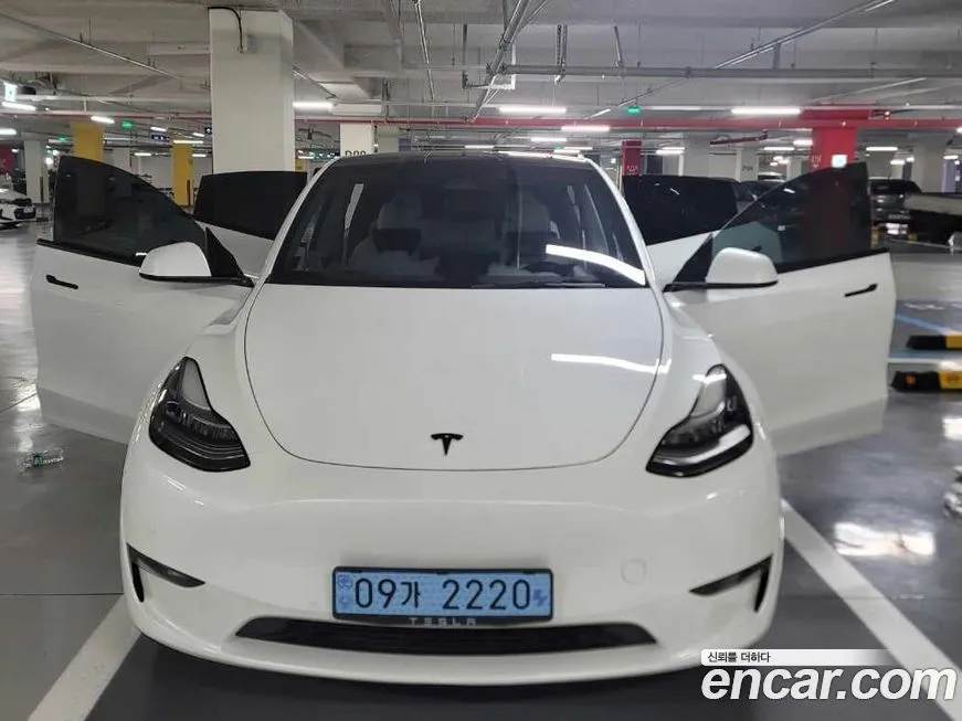 Tesla Model Y — фото 3