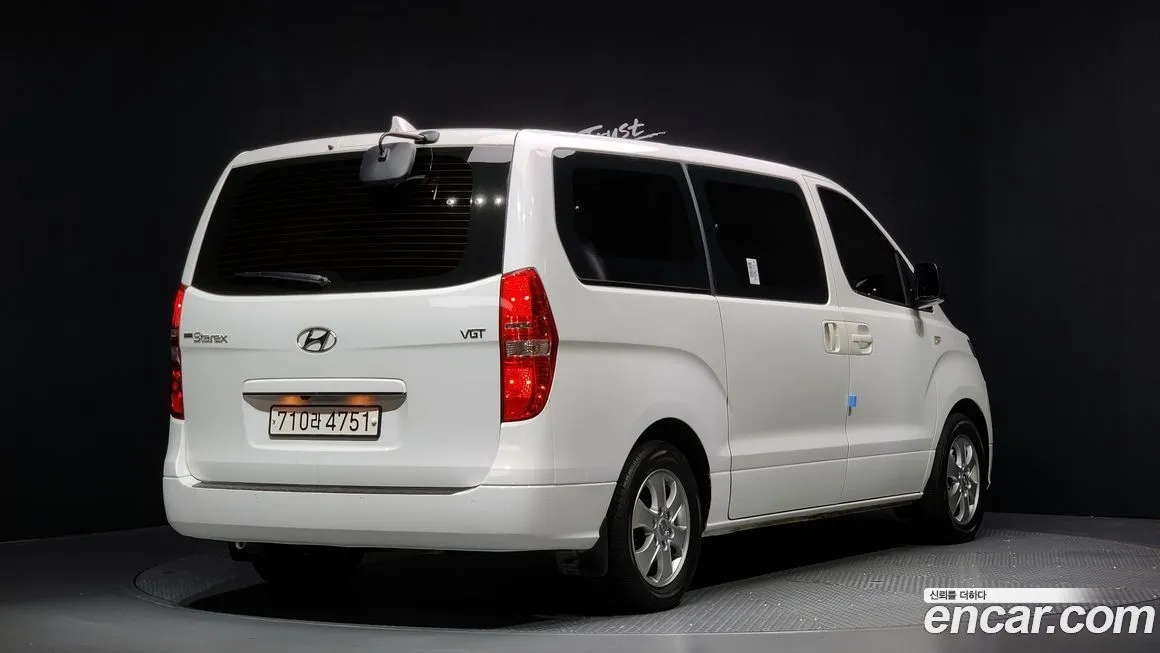 Hyundai Starex 2021 из KR, фото 2
