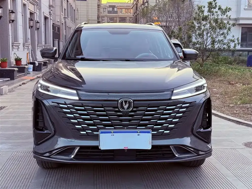 Changan CS75PLUS 2023 из CN, фото 2