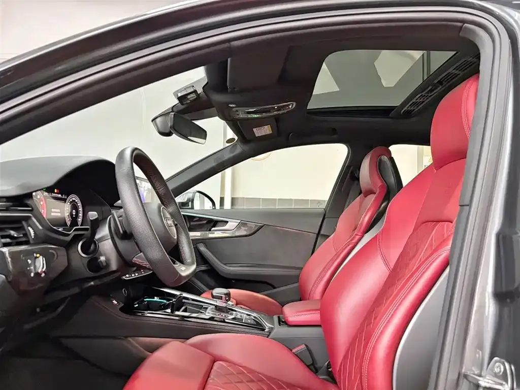 Audi S4 2024 из CN, фото 10
