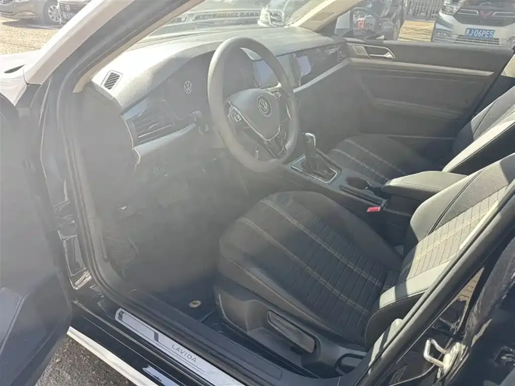 Volkswagen Lavida 2021 из CN, фото 9