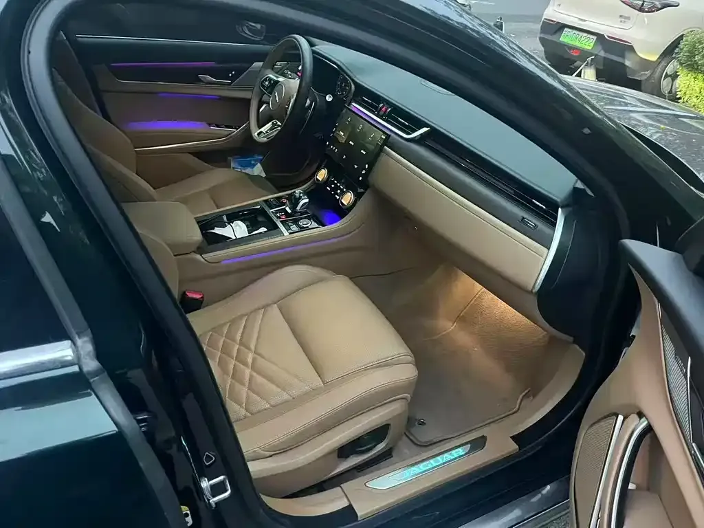 Jaguar XFL 2024 из CN, фото 2