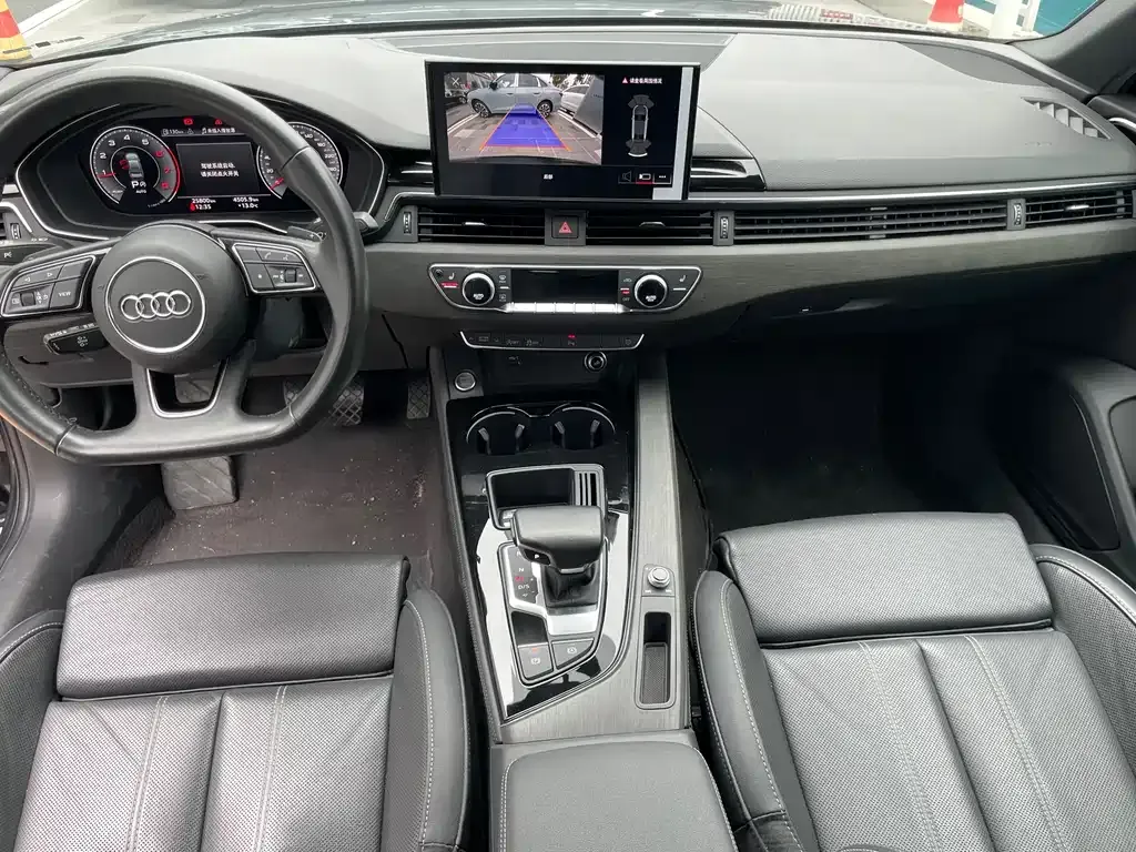 Audi A4L 2023 из CN, фото 9