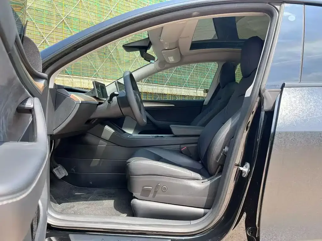 Tesla Model Y 2022 из CN, фото 4