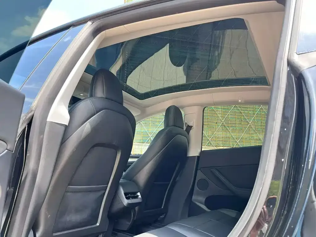 Tesla Model Y 2022 из CN, фото 7
