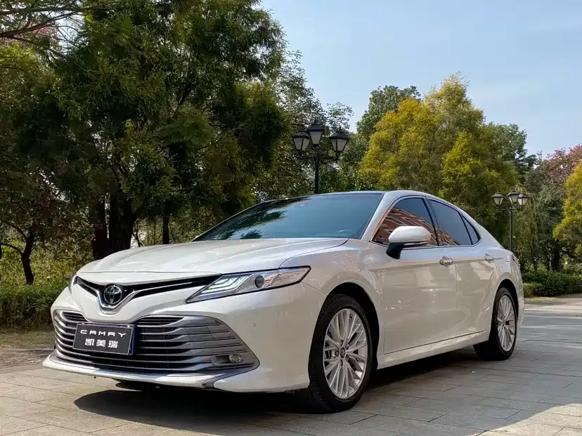 Toyota Camry 2021 из CN, фото 1