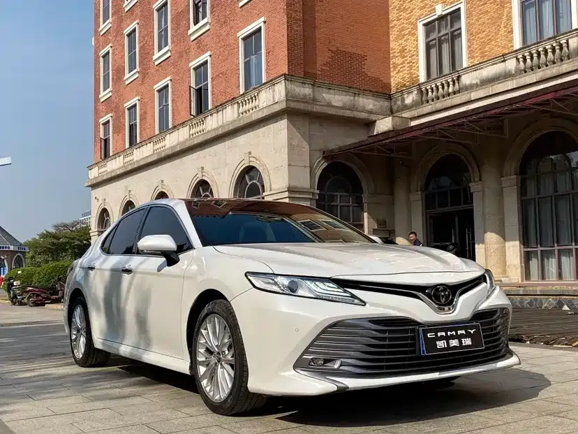 Toyota Camry 2021 из CN, фото 3