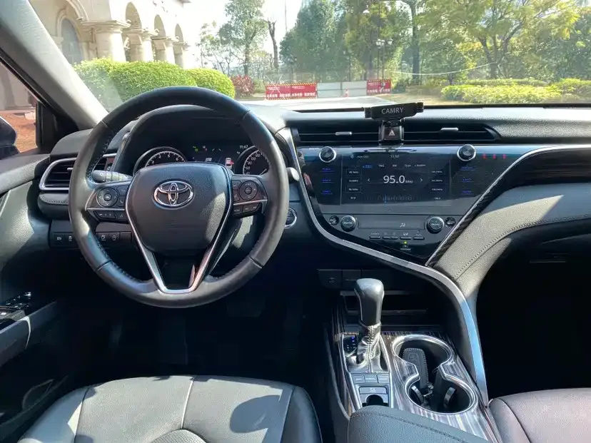 Toyota Camry 2021 из CN, фото 9
