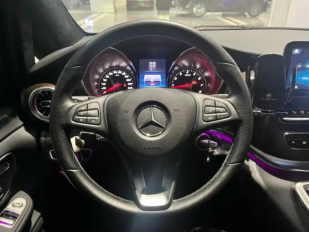Mercedes-Benz V-Class 2023 из CN, фото 10