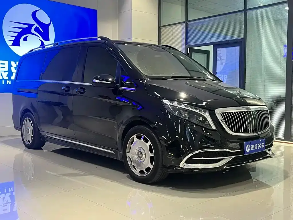 Mercedes-Benz V-Class 2023 из CN, фото 3