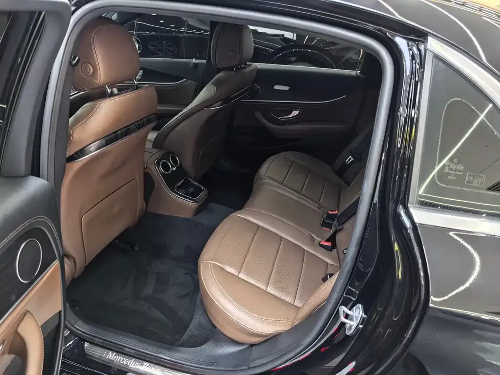 Mercedes-Benz E-Class 2022 из CN, фото 8